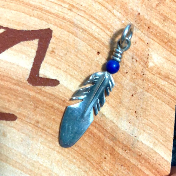 Navajo Feather Pendant - Picture 3 of 3